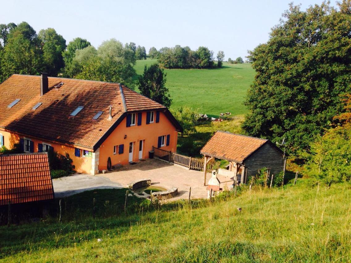 Le Moulin Des Oyes Bed and Breakfast Censeau Exteriör bild