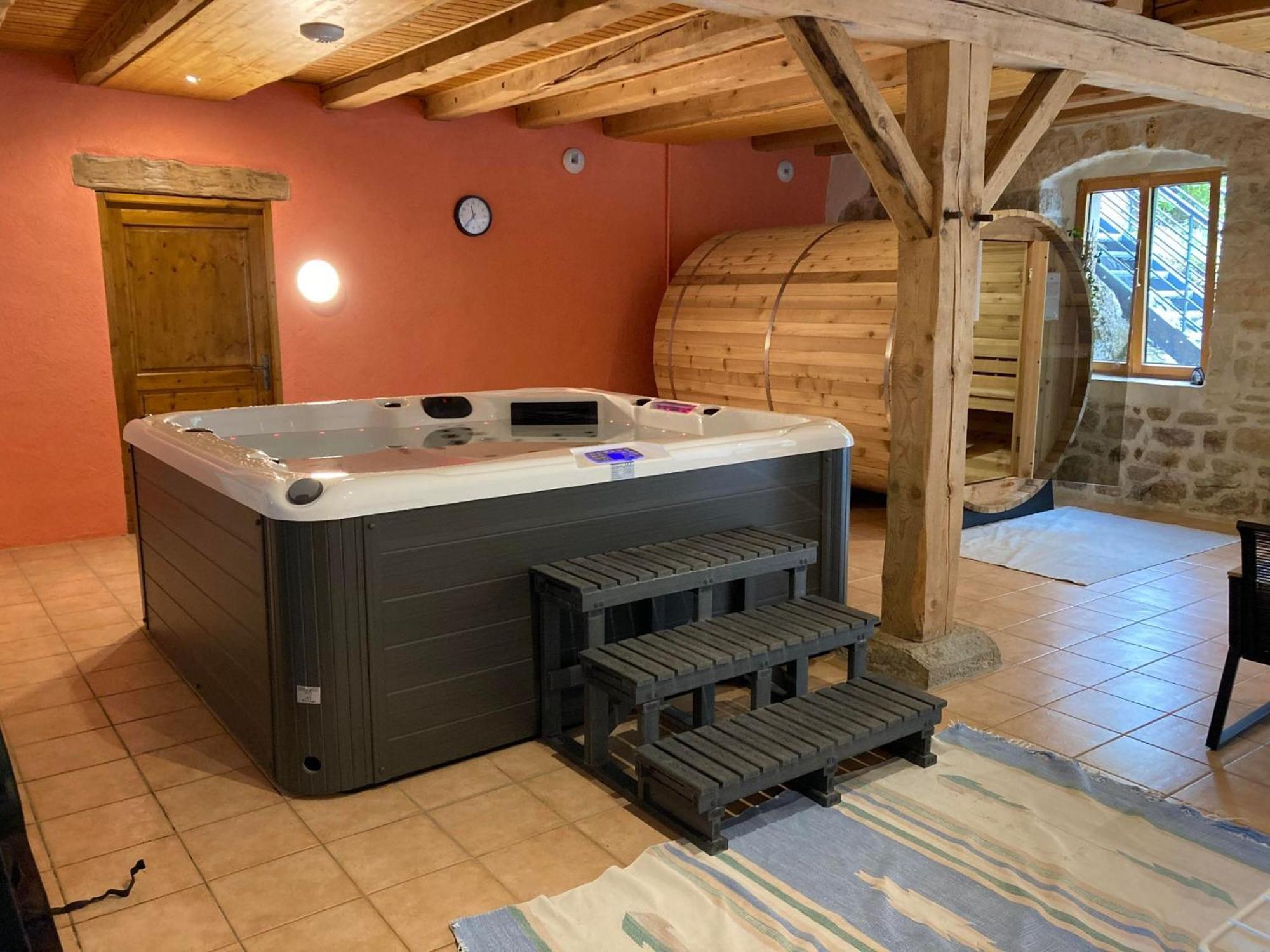 Le Moulin Des Oyes Bed and Breakfast Censeau Exteriör bild